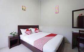 Oyo 1236 Elite Residence